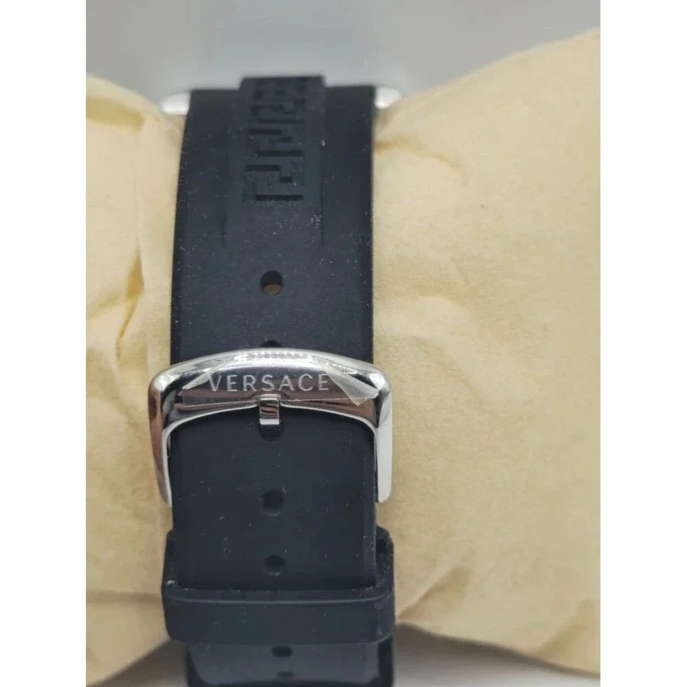 Versace https auth